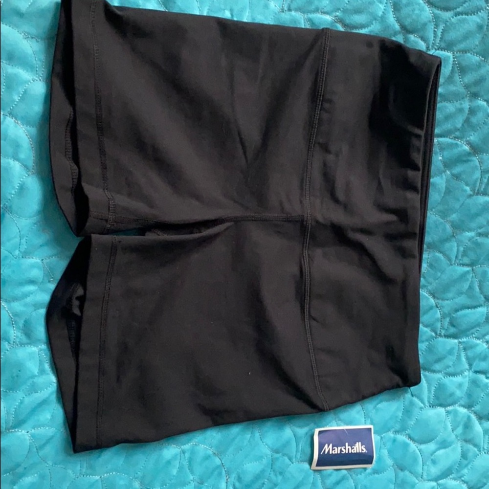 Yogalicious biker shorts